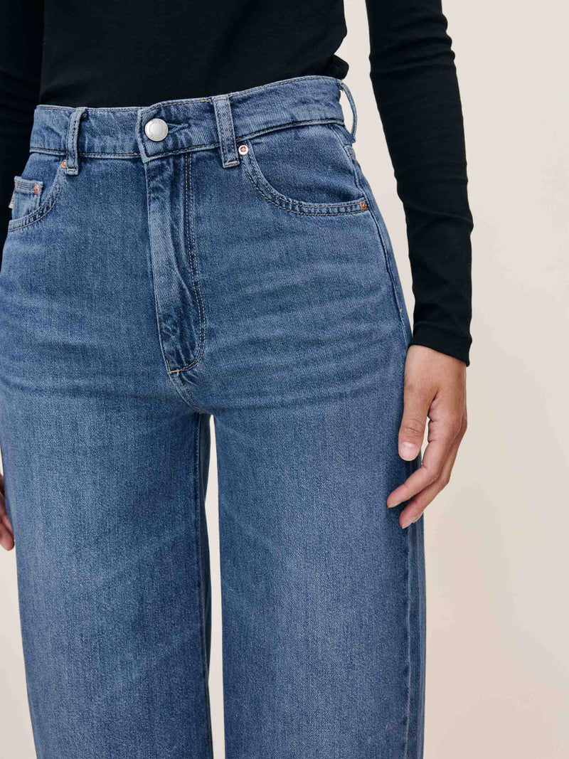 Hepburn Wide Leg High Rise Ankle Jeans