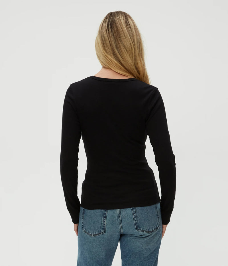 Remi V-Neck Tee