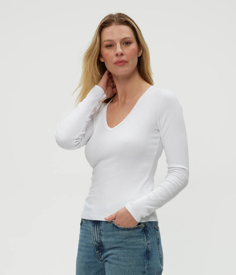 Remi V-Neck Tee