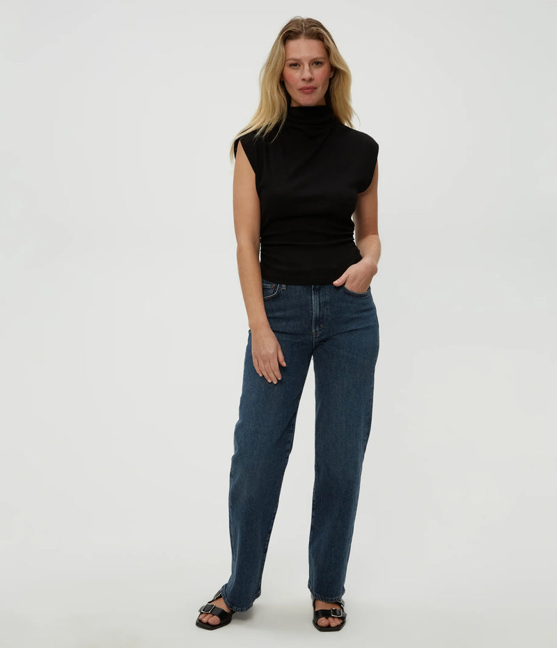 Amara Power Shoulder Tee