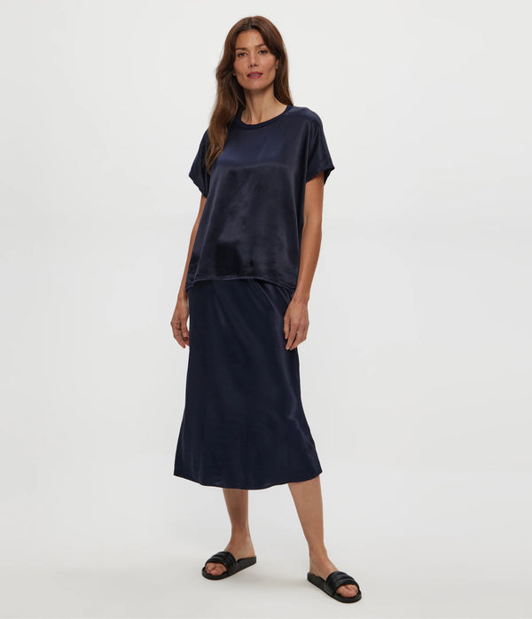 Flow Satin Tee