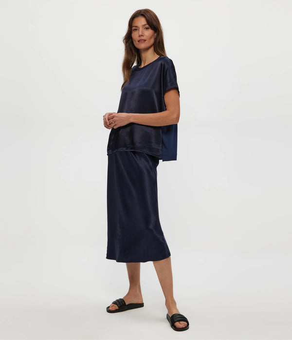Flow Satin Tee