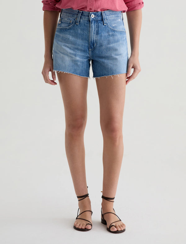 Halle Short