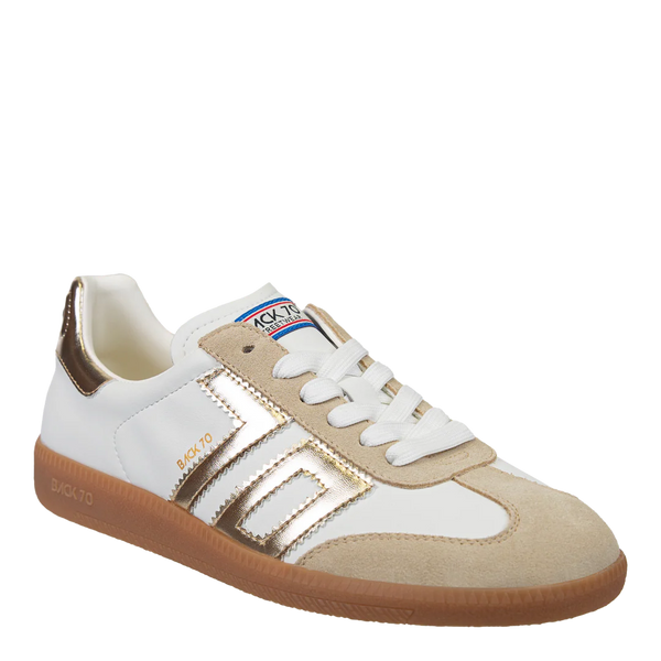 CLOUD in BEIGE Sneakers