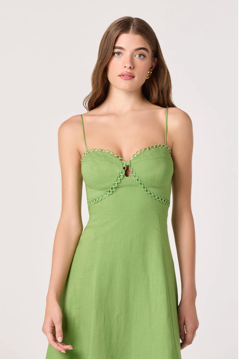 CHRISTIE Sweetheart Linen Midi Dress Ecco Clothes CHRISTIE Sweetheart Linen Midi Dress Ecco Clothes